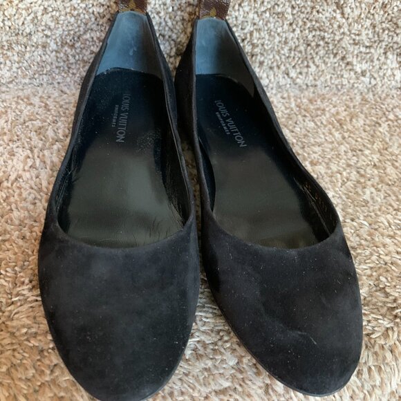 Louis Vuitton Uniform Women's Black Suede Ballerina Flats - Picture 4 of 16